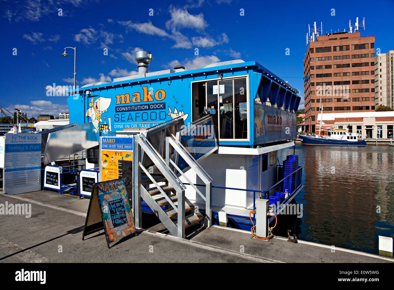 Hobart Australia / The Mako fish punt eatery at Hobart`s Constitution Dock Stock Photo Alamy